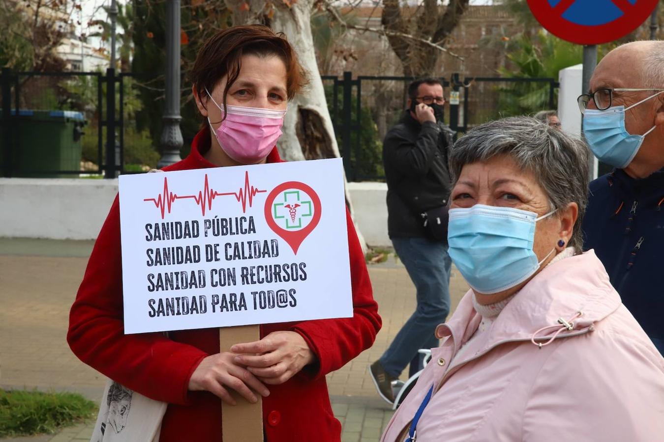 La manifestación en defensa de la sanidad pública en Córdoba, en imágenes