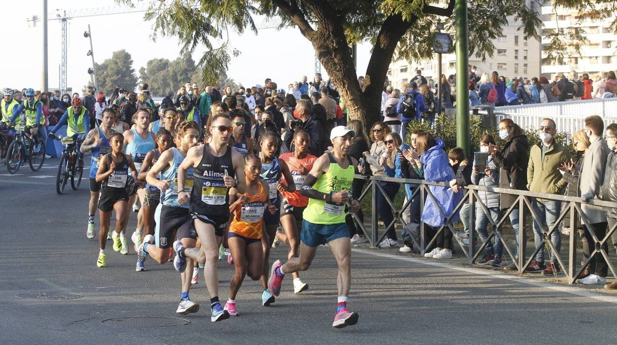 ¿Has corrido el Zurich Maratón Sevilla 2022? Búscate aquí (7)