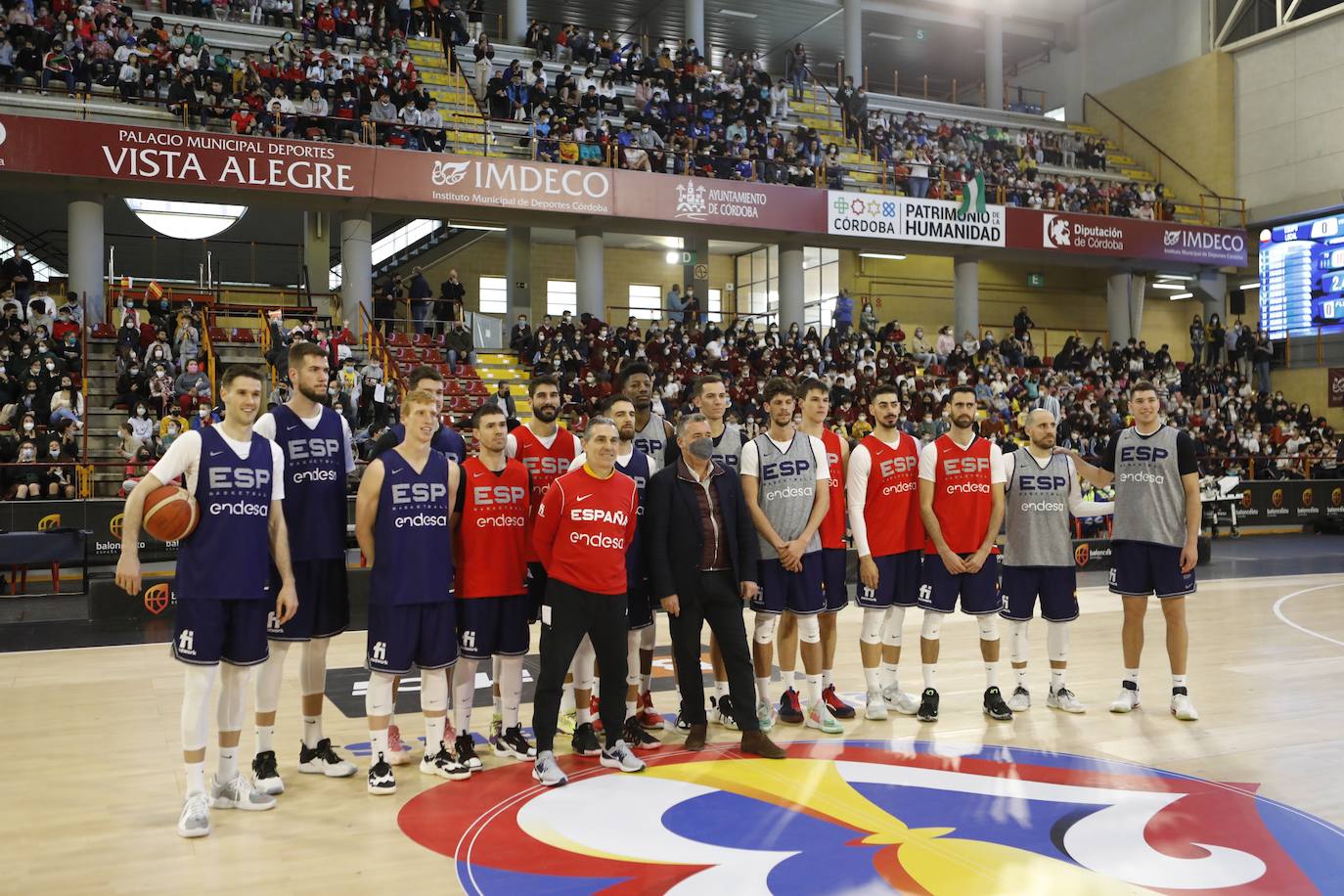 España de baloncesto sigue la puesta a punto este martes en Córdoba, en imágenes