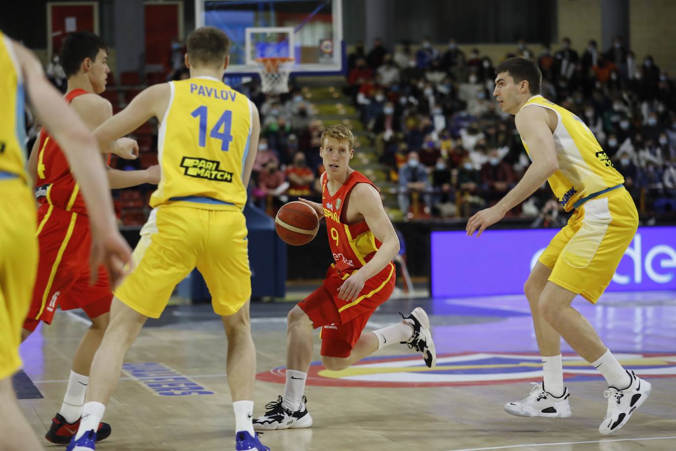 Las mejores imágenes del España - Ucrania de baloncesto en Córdoba