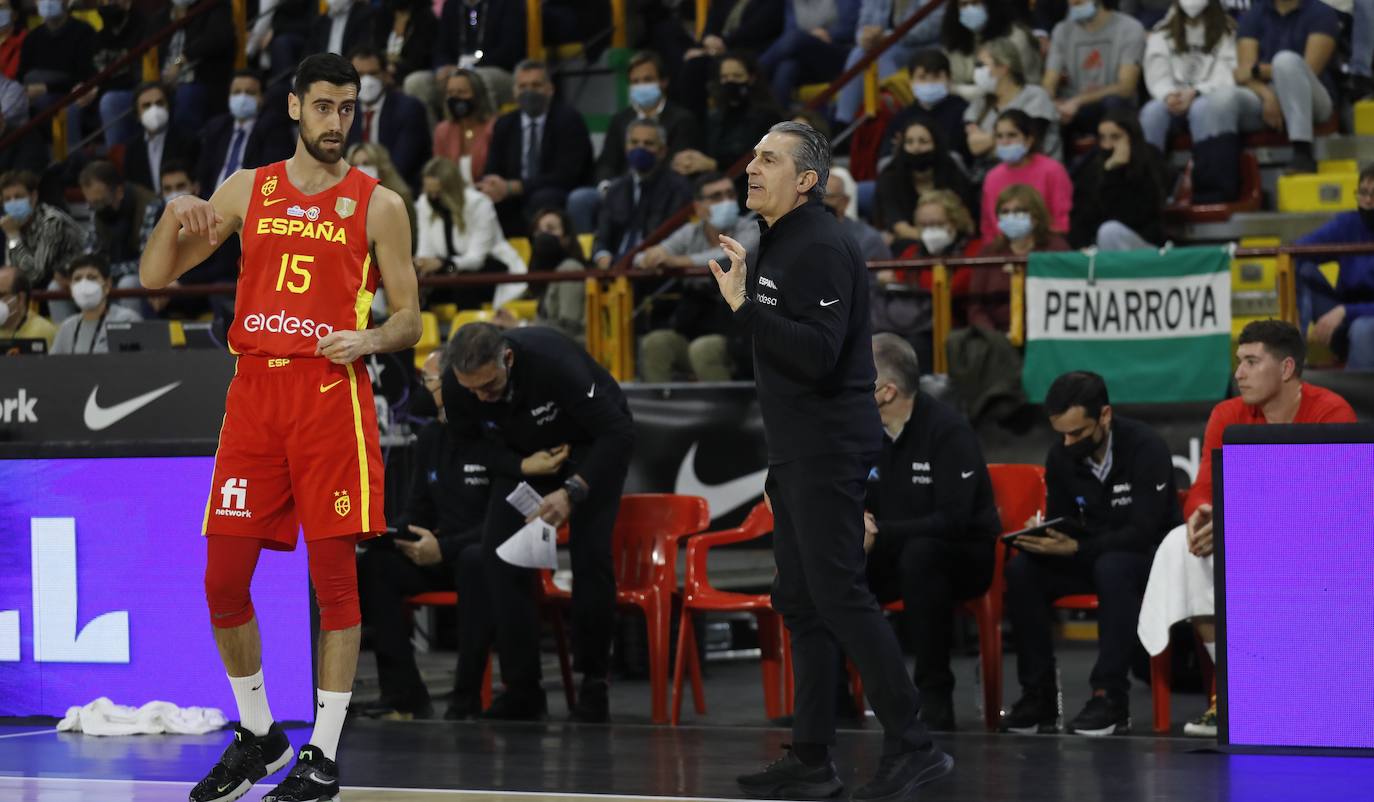 Las mejores imágenes del España - Ucrania de baloncesto en Córdoba