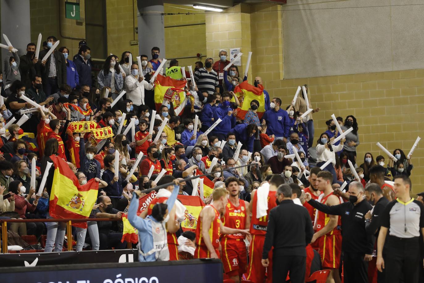 Las mejores imágenes del España - Ucrania de baloncesto en Córdoba