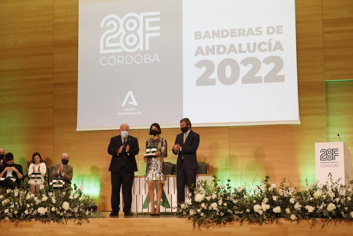La entrega de las banderas de Andalucía en Córdoba, en imágenes