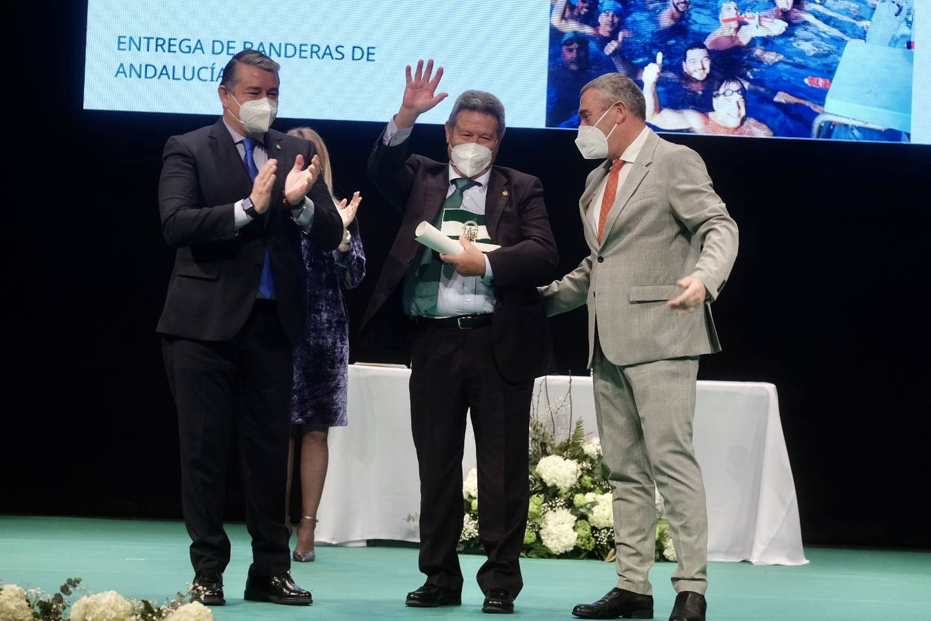 Fotos: Entrega de Banderas de Andalucía en la provincia de Cádiz