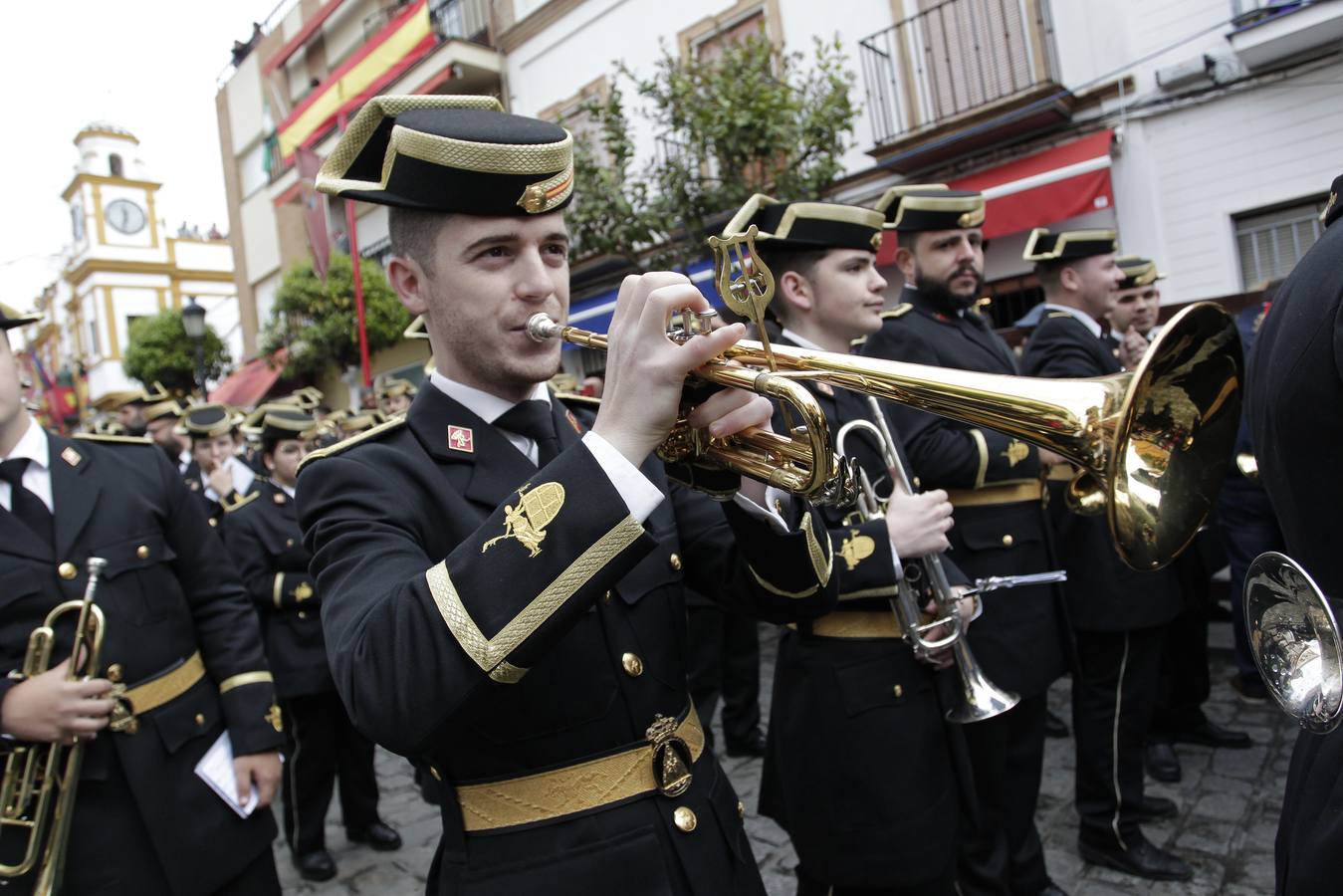 Tradicionales encierros en honor a San Sebastián en la Puebla del Río. JUAN FLORES