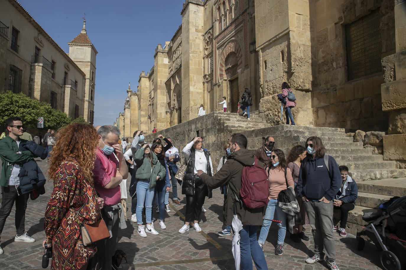 Los turistas el primer día del Puente de Andalucía en Córdoba, en imágenes