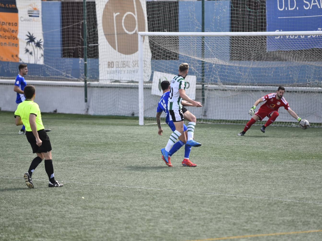 El UD San Fernando - Córdoba CF, en imágenes