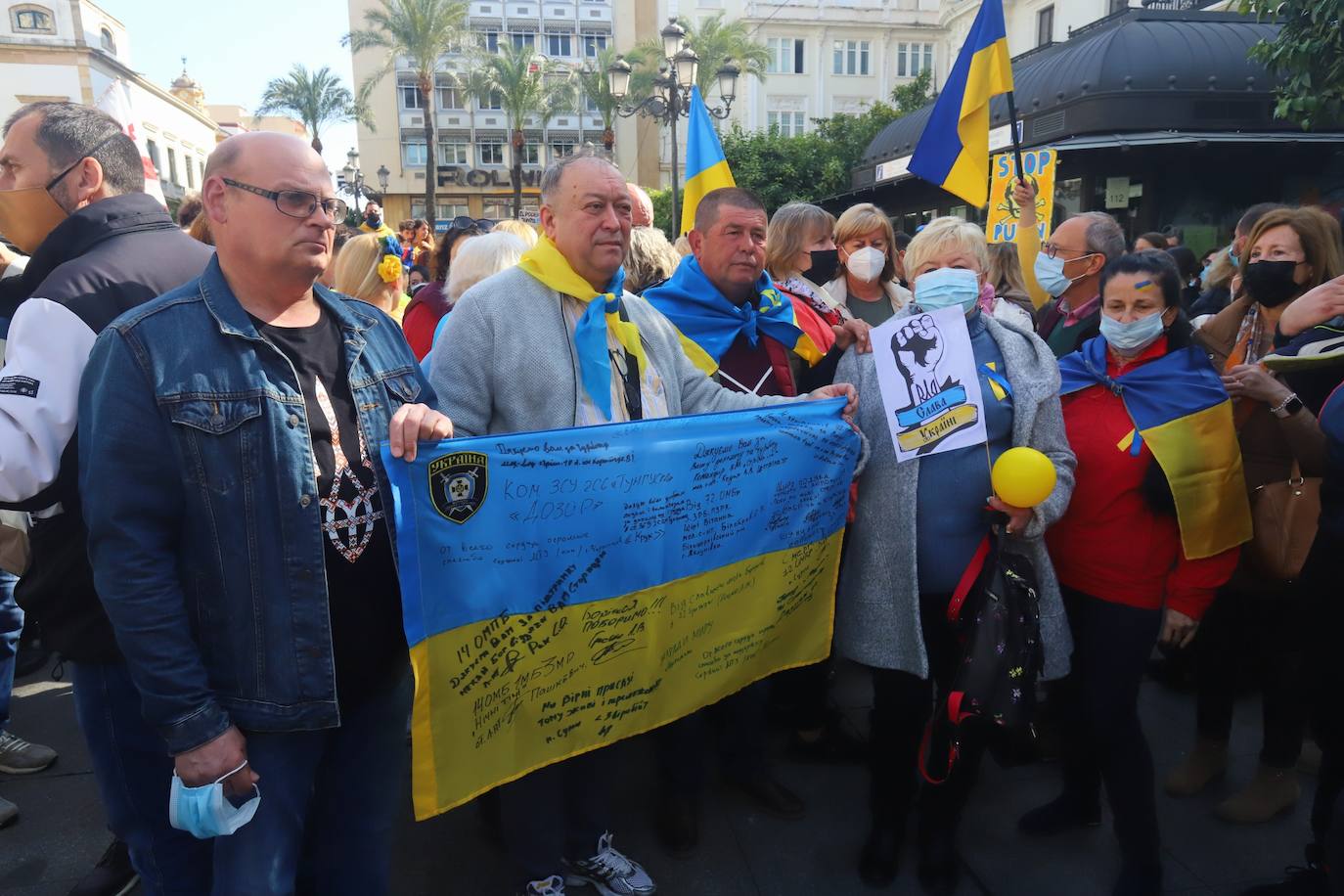 La manifestación contra la guerra en Ucrania en Córdoba, en imágenes