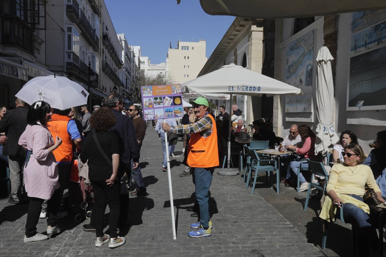 Fotos: Ambiente de Martes de Carnaval en Cádiz