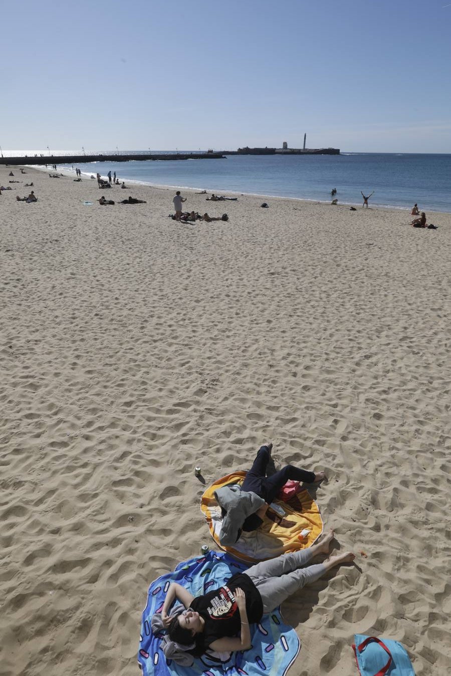 Fotos: Ambiente de Martes de Carnaval en Cádiz