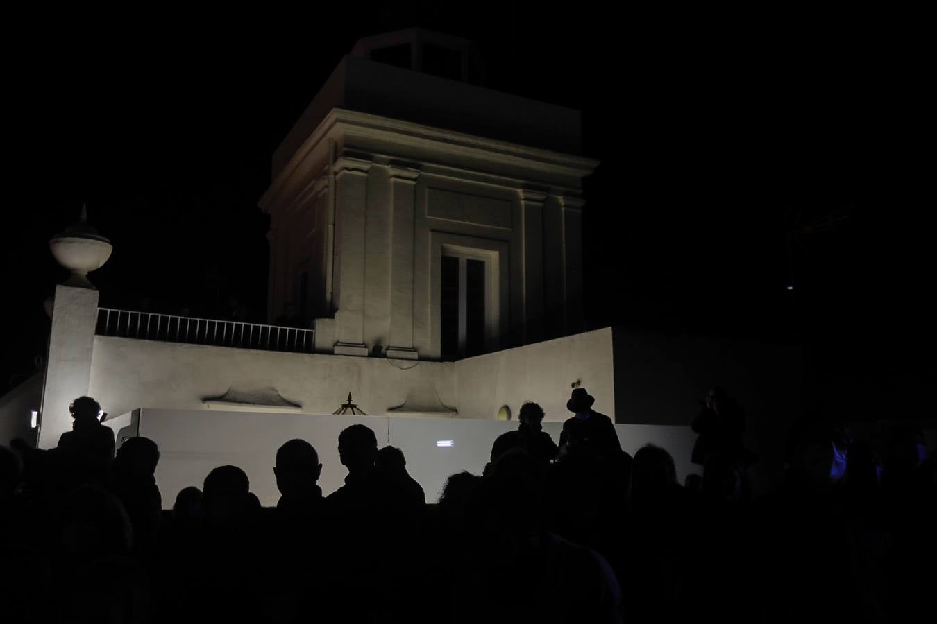 FOTOS del viernes de Carnaval: el principio del final ‘no oficial’ en Cádiz