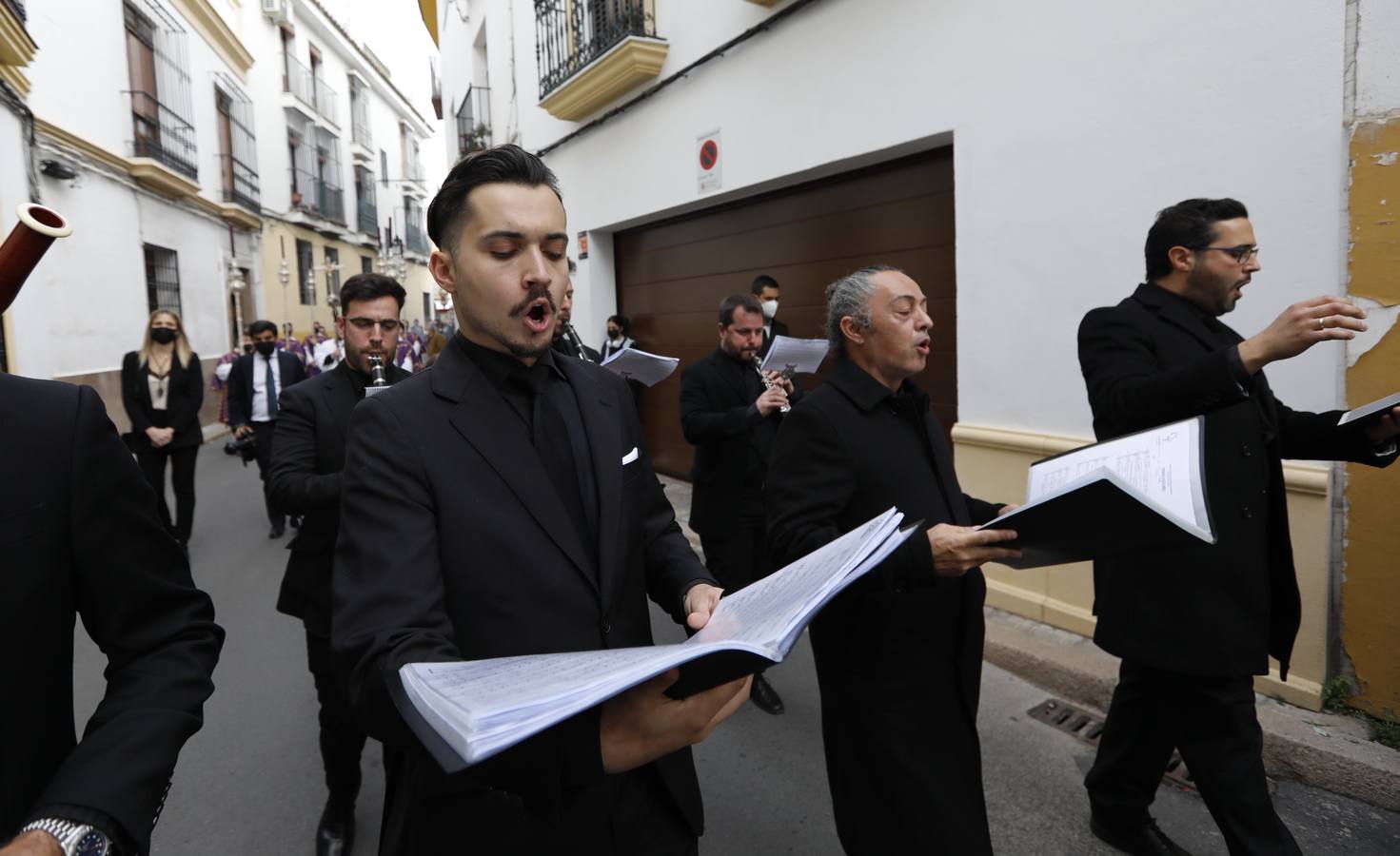 En imágenes, el Vía Crucis del Calvario en Córdoba (I)