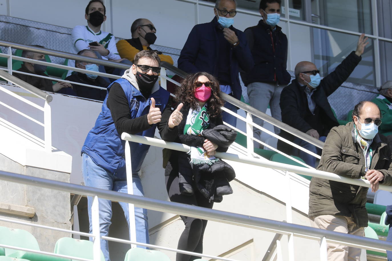 El excelente ambiente en el Córdoba CF - CD Mensajero, en imágenes