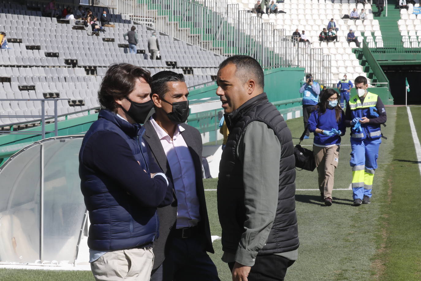 El excelente ambiente en el Córdoba CF - CD Mensajero, en imágenes