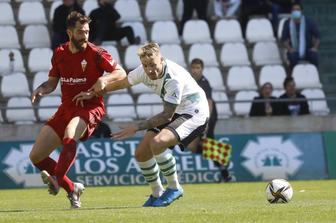 Las mejores jugadas del Córdoba CF - CD Mensajero, en imágenes