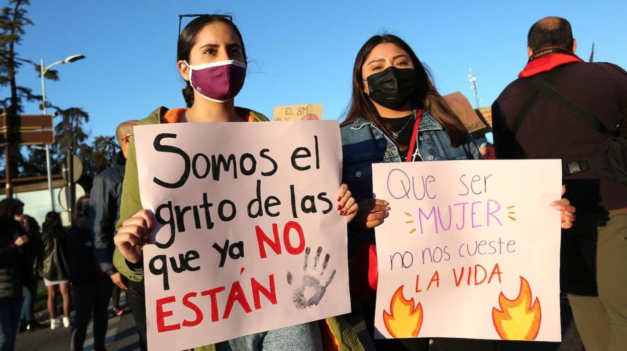 Las dos marchas de toledanas con motivo del Día de la Mujer