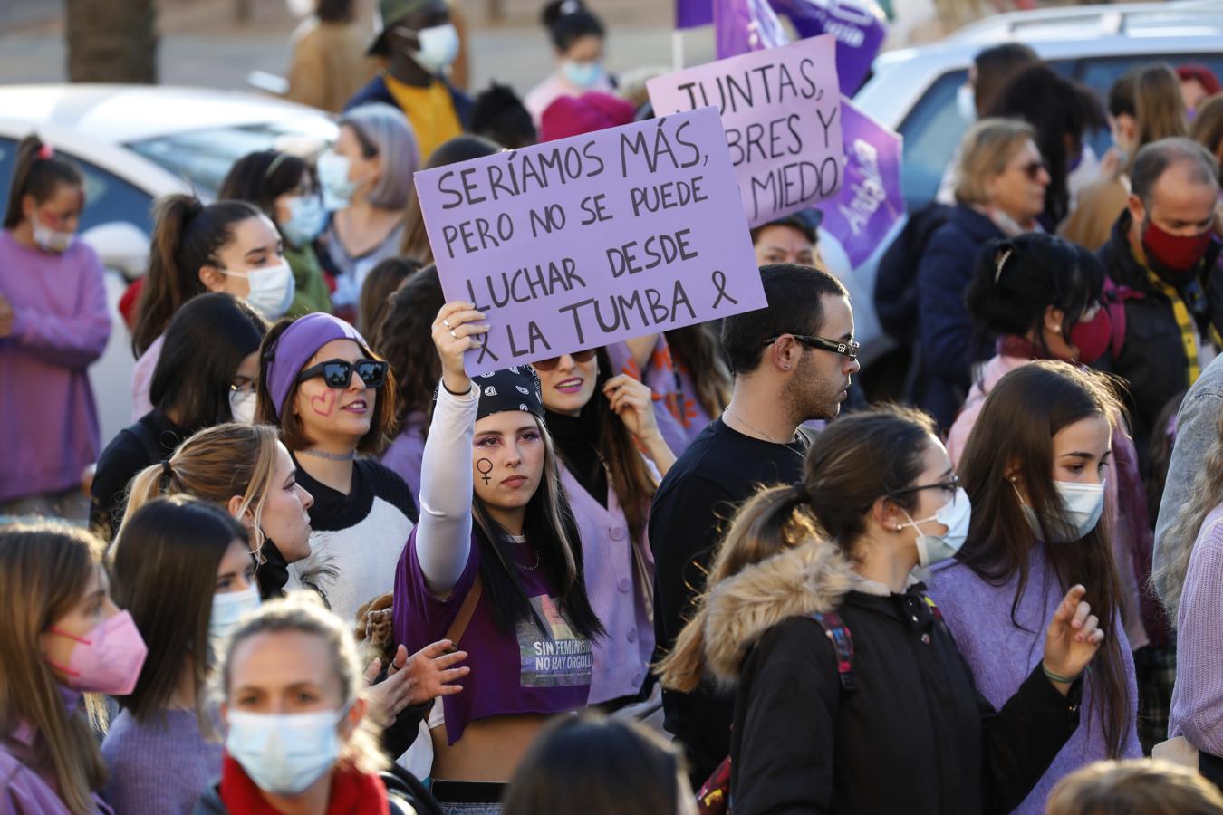 La manifestación del Día Internacional de la Mujer en Córdoba, en imágenes