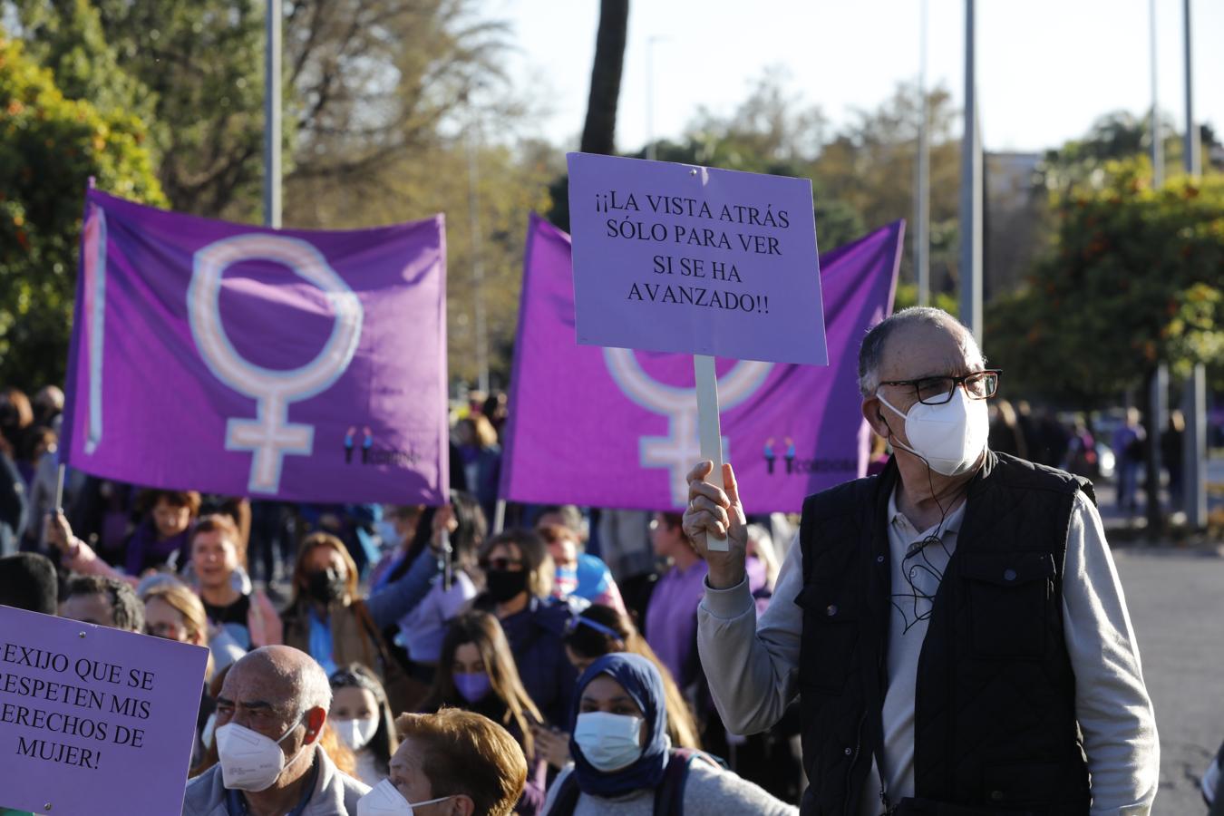 La manifestación del Día Internacional de la Mujer en Córdoba, en imágenes