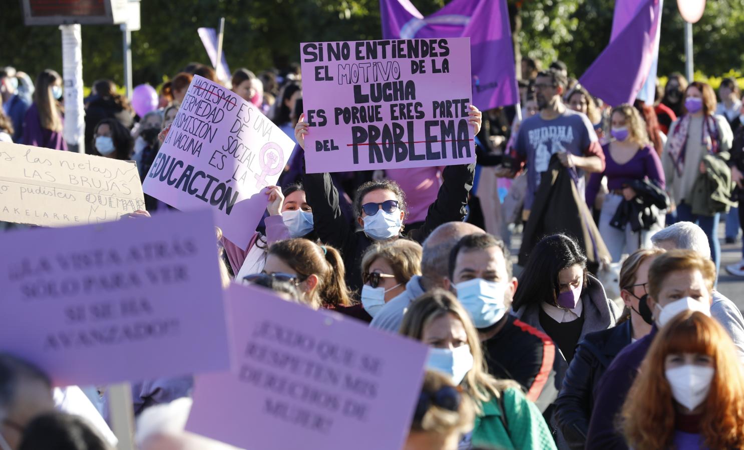 La manifestación del Día Internacional de la Mujer en Córdoba, en imágenes