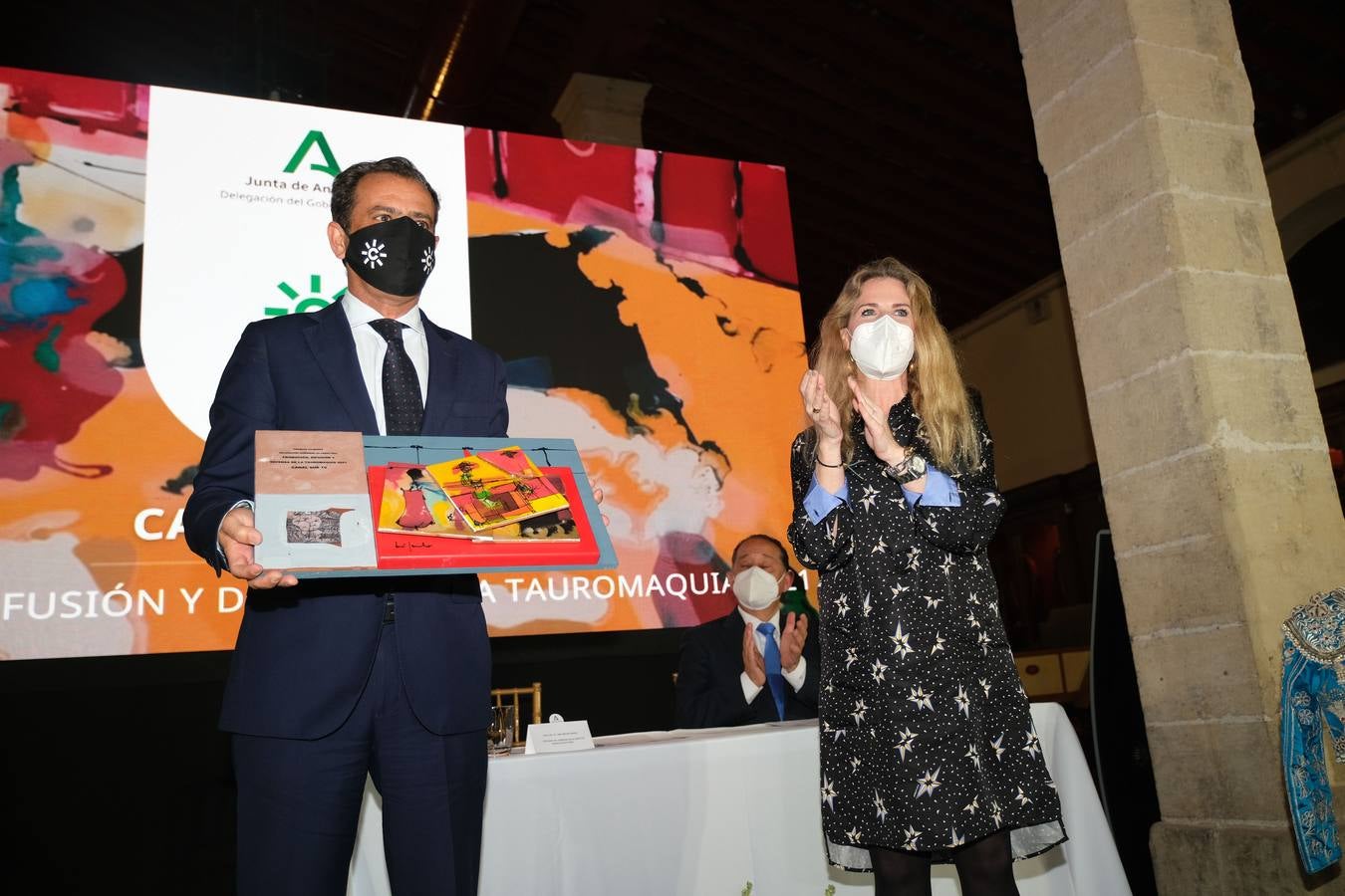 FOTOS: La Junta entrega los Premios Taurinos en la Real Escuela Andaluza del Arte Ecuestre de Jerez