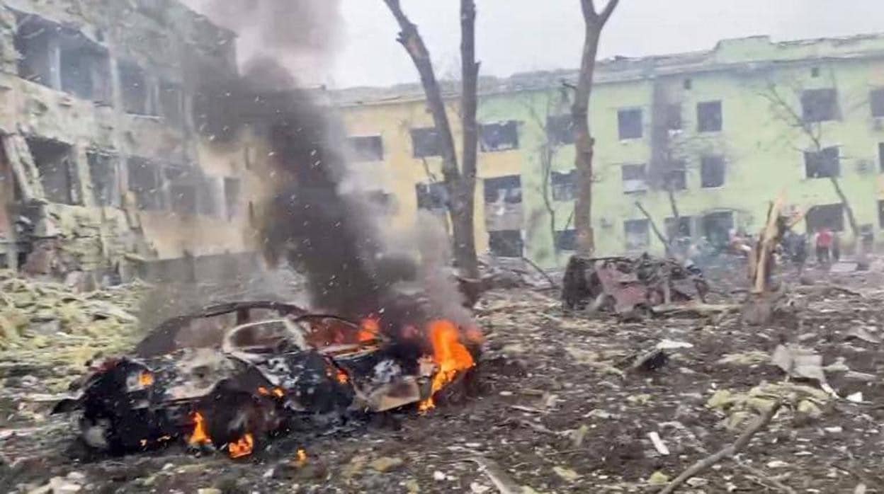 En imágenes, el hospital infantil destruido en la ciudad sitiada de Mariúpol