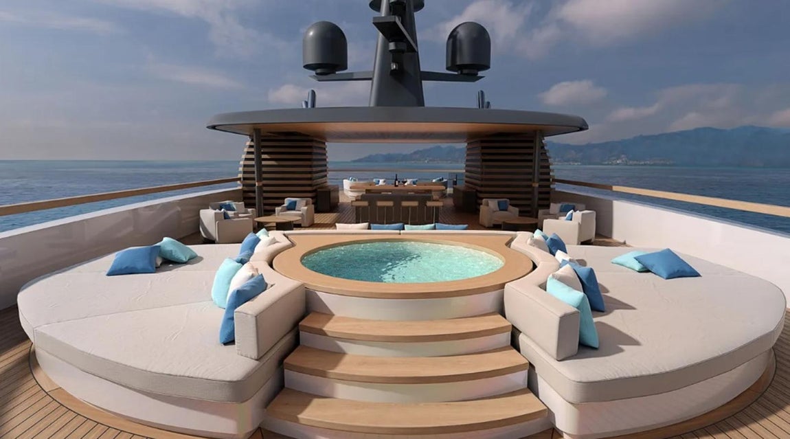 'Project 2024', el nuevo yate de 182 millones de Amancio Ortega. Uno de sus puntos clave es el jacuzzi circular rodeado de confortables sofás y su picina de tres metros en la que poder disfrutar de un baño con vistas al mar.