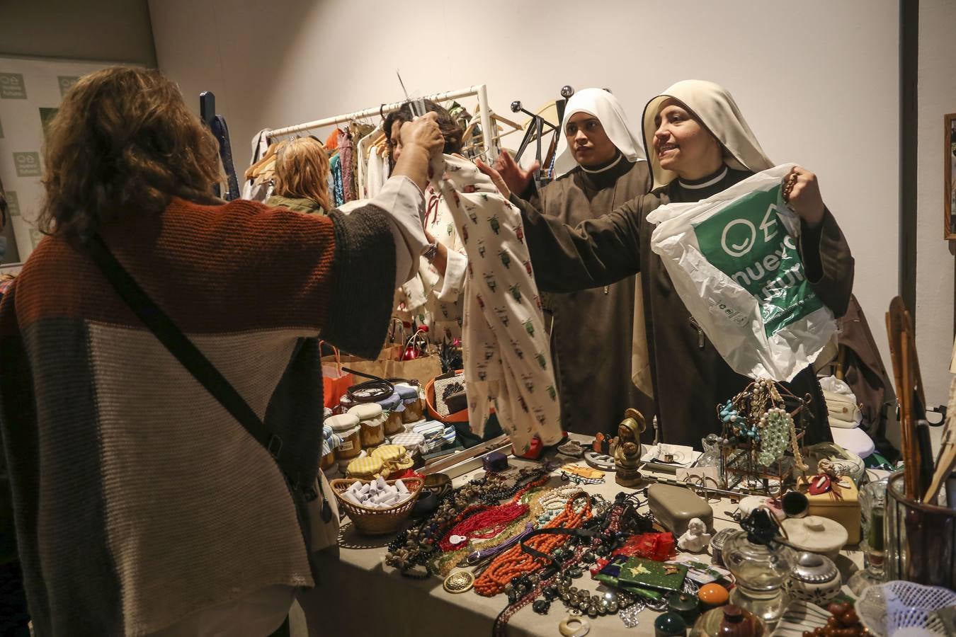 'El Mercadito de Nuevo Futuro' en la Fundación Valentín de Madariaga. ROCÍO RUZ