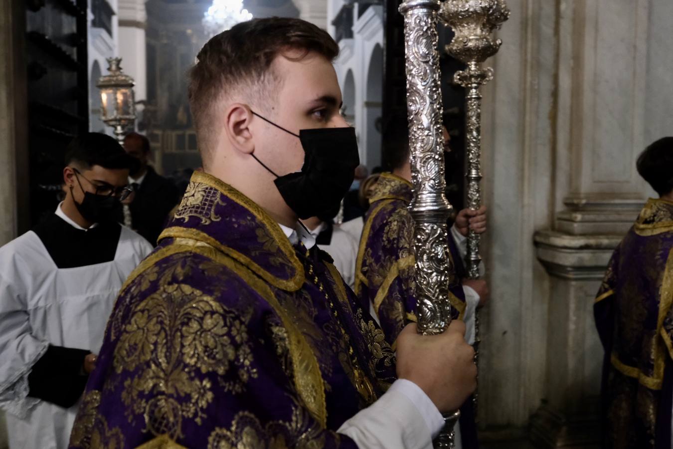 FOTOS: Vía Crucis Extraordinario de Humildad y Paciencia por las calles de Cádiz