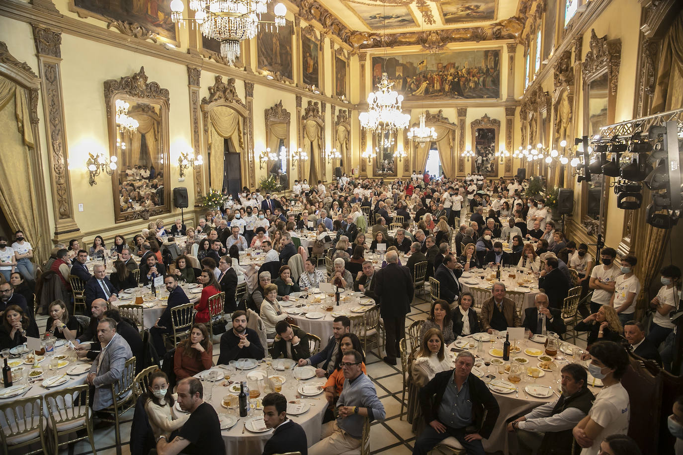 El almuerzo de la Fundación Bangassou en Córdoba, en imágenes