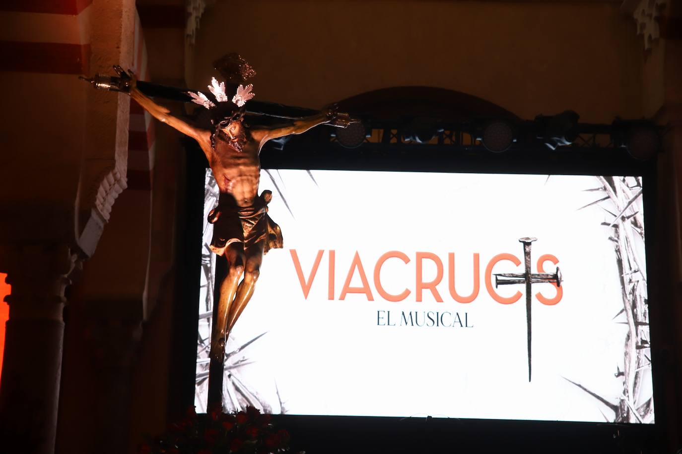 &#039;Vía Crucis. El musical&#039;, en la Catedral de Córdoba, en imágenes