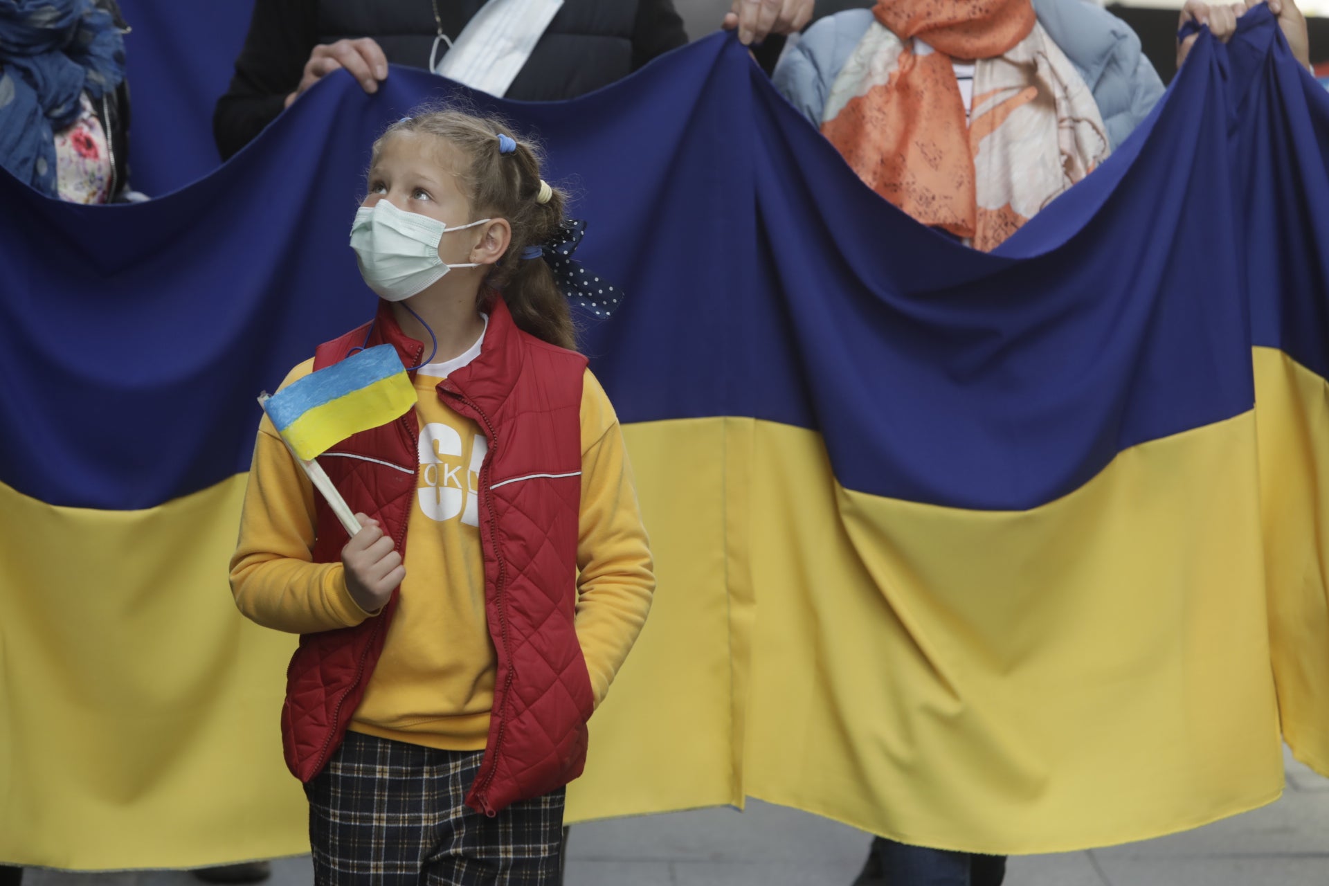 Fotos: Manifestación en Cádiz para apoyar a Ucrania