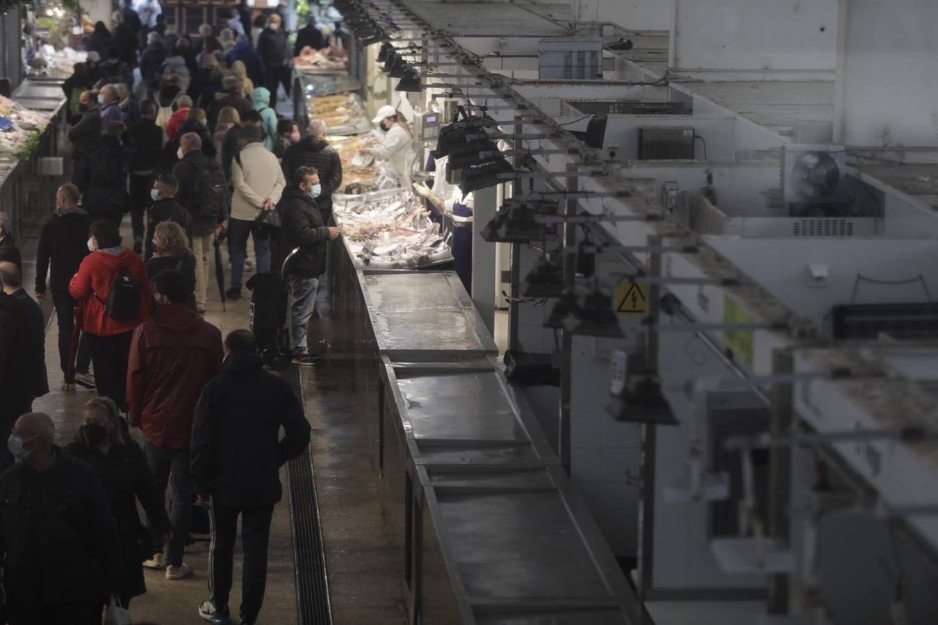 Fotos: El mercado de abastos de Cádiz en la huelga de transportes