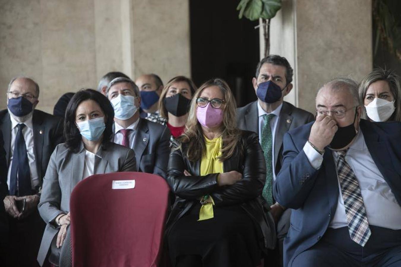 La entrega de la Cruz de San Raimundo de Peñafort en Córdoba, en imágenes