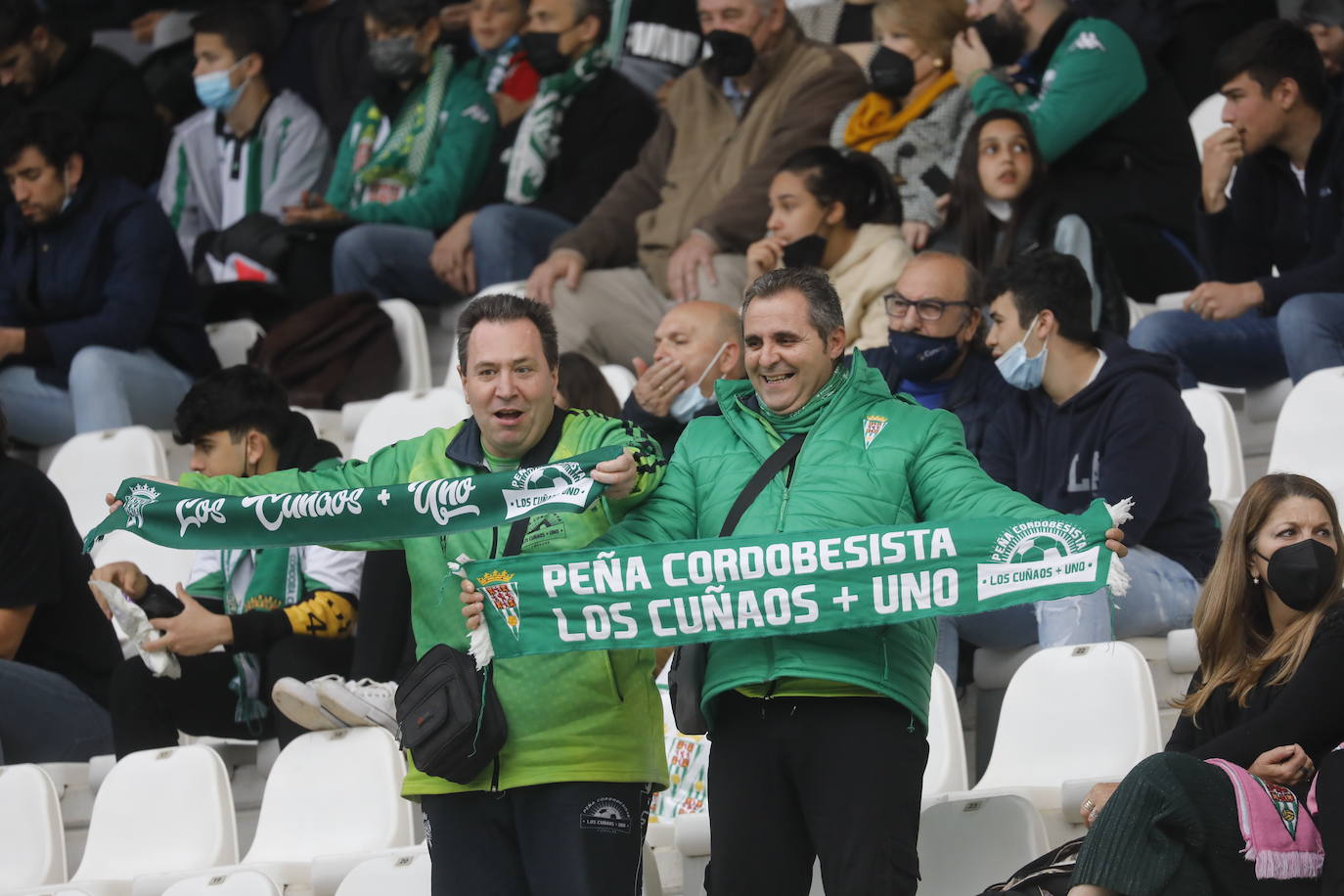 El ambiente en las gradas en el Córdoba CF - San Roque, en imágenes