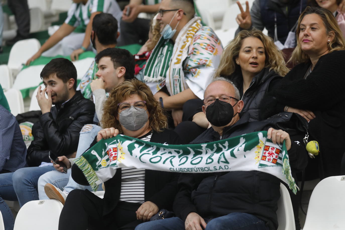 El ambiente en las gradas en el Córdoba CF - San Roque, en imágenes