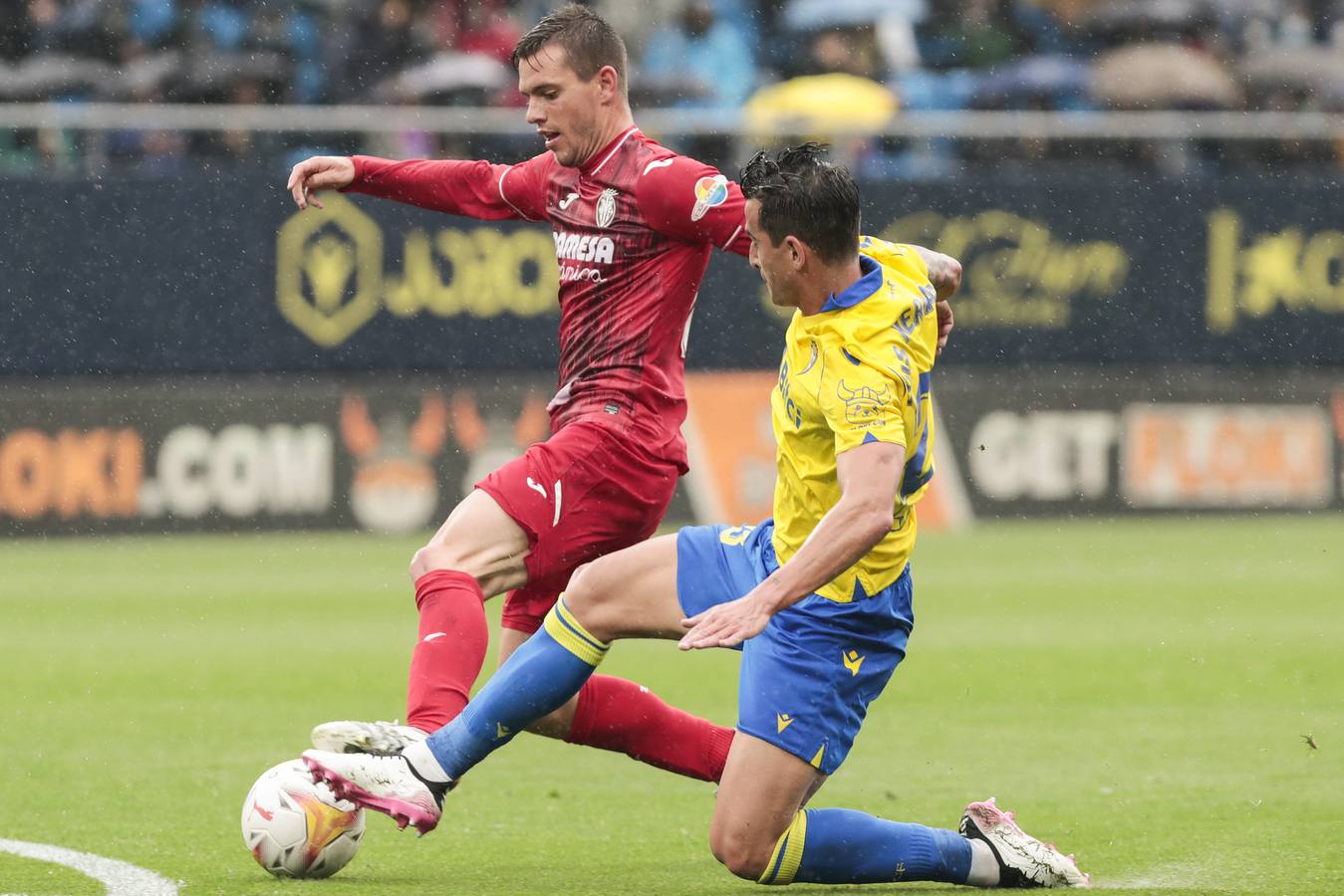 Fotos: Cádiz - Villarreal en el antiguo Carranza