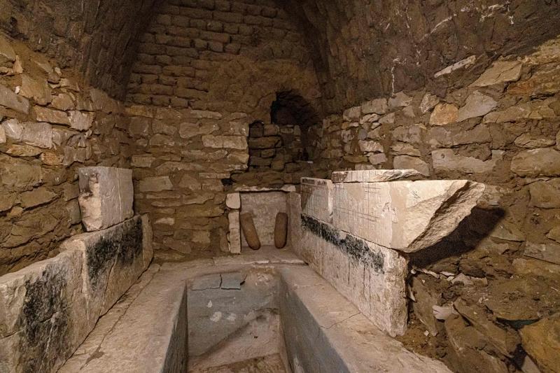 Interior de la tumba del sacerdote Pepi Nefhany (Foto: AFP)