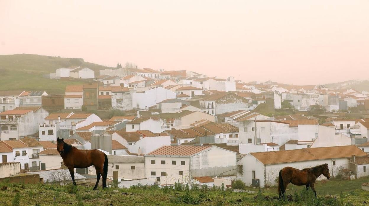 En imágenes, Villaviciosa de Córdoba marcada por un crimen sin resolver