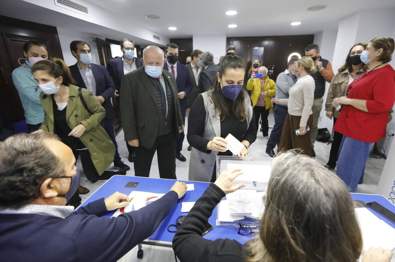 Las votaciones de las primarias del PP de Córdoba, en imágenes