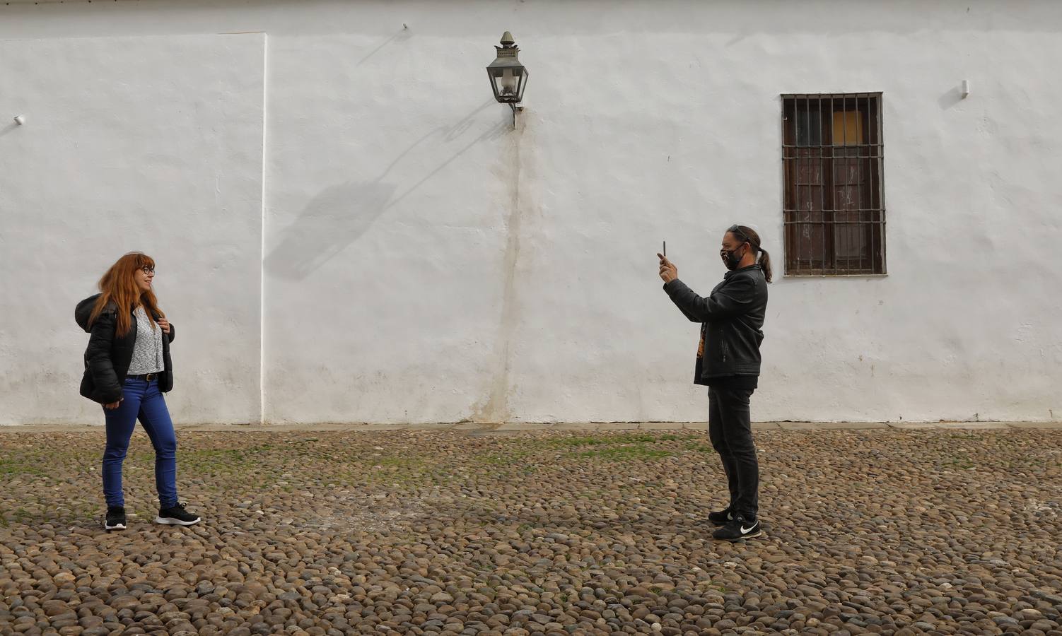 En imágenes, el aspecto de la plaza de Capuchinos de Córdoba sin cables