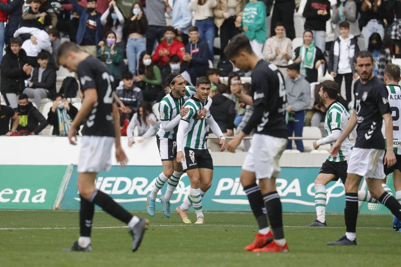 Fiesta del Córdoba CF: goleada al Tamaraceite (4-0) y clasificación para la Copa del Rey y el play off