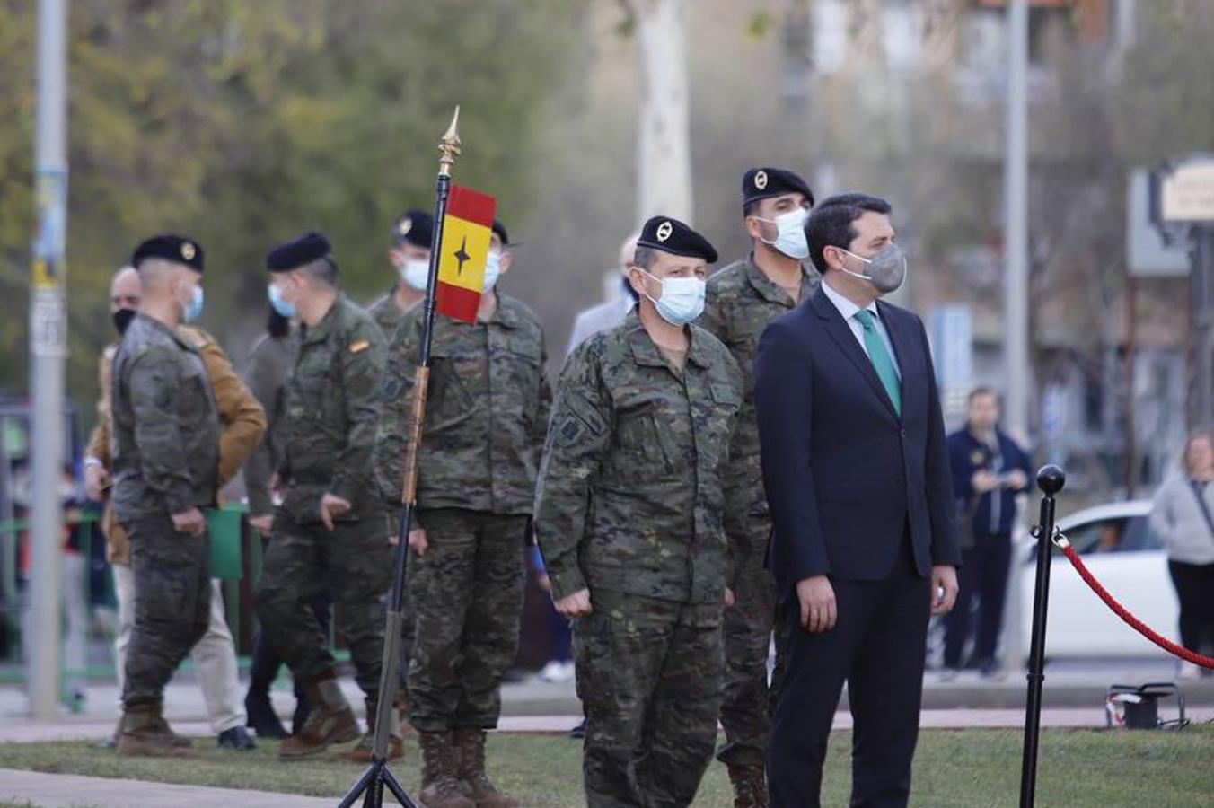 El izado de la bandera de España en Córdoba, en imágenes