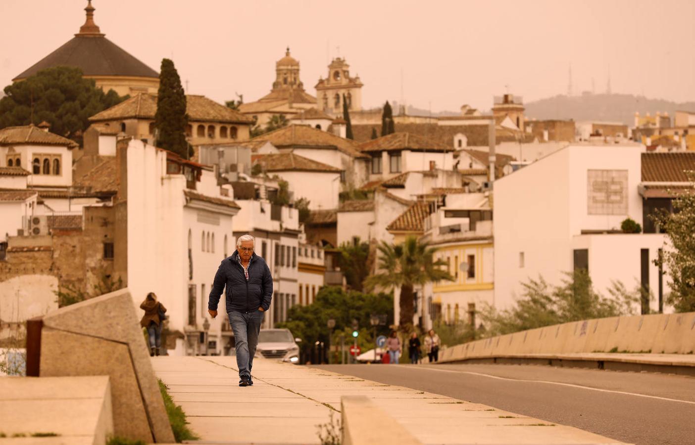 En imágenes, la estela de la calima regresa a Córdoba