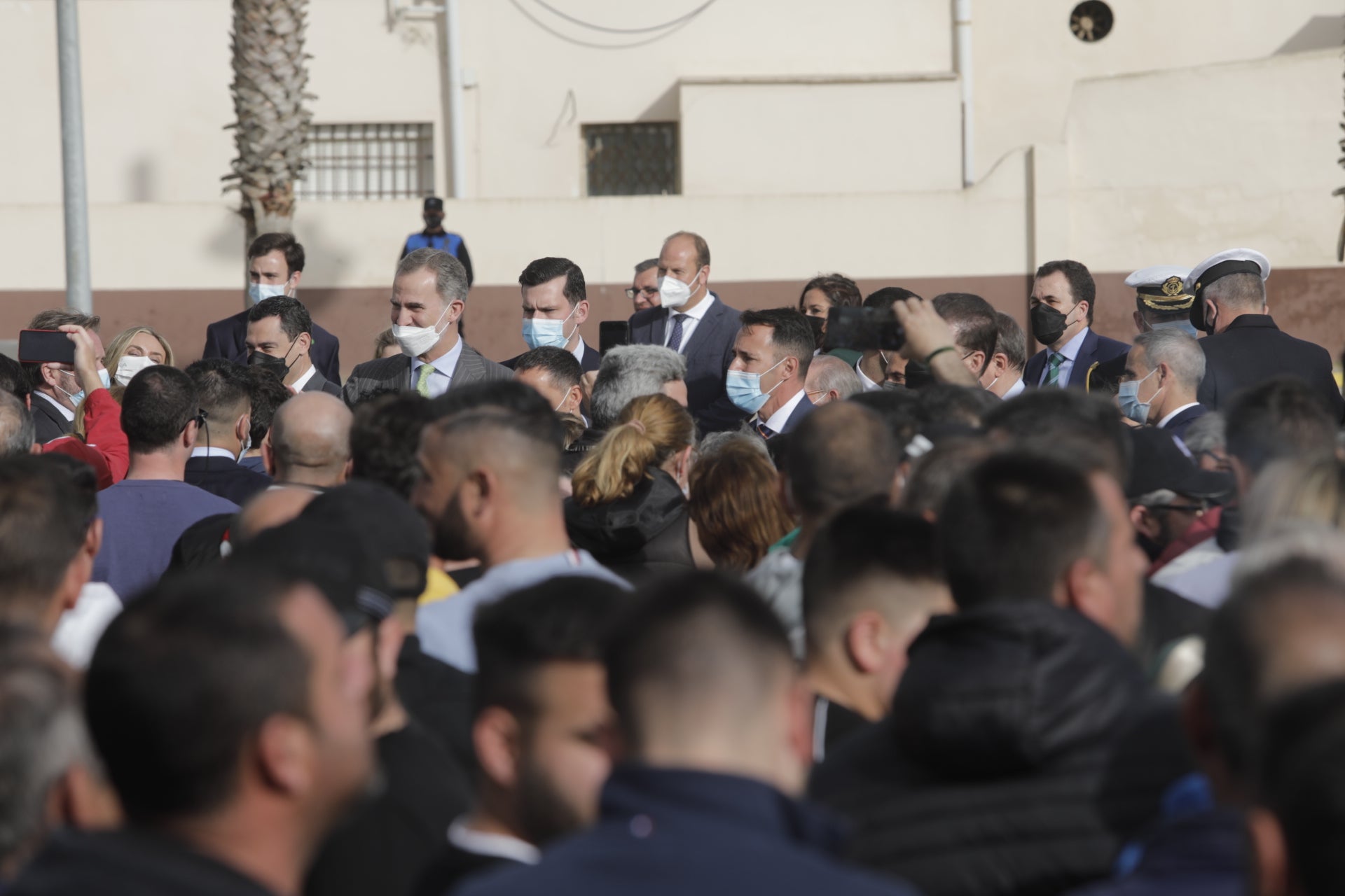 Fotos: Felipe VI en la Cofradía de Pescadores de Sanlúcar y la Nao Victoria