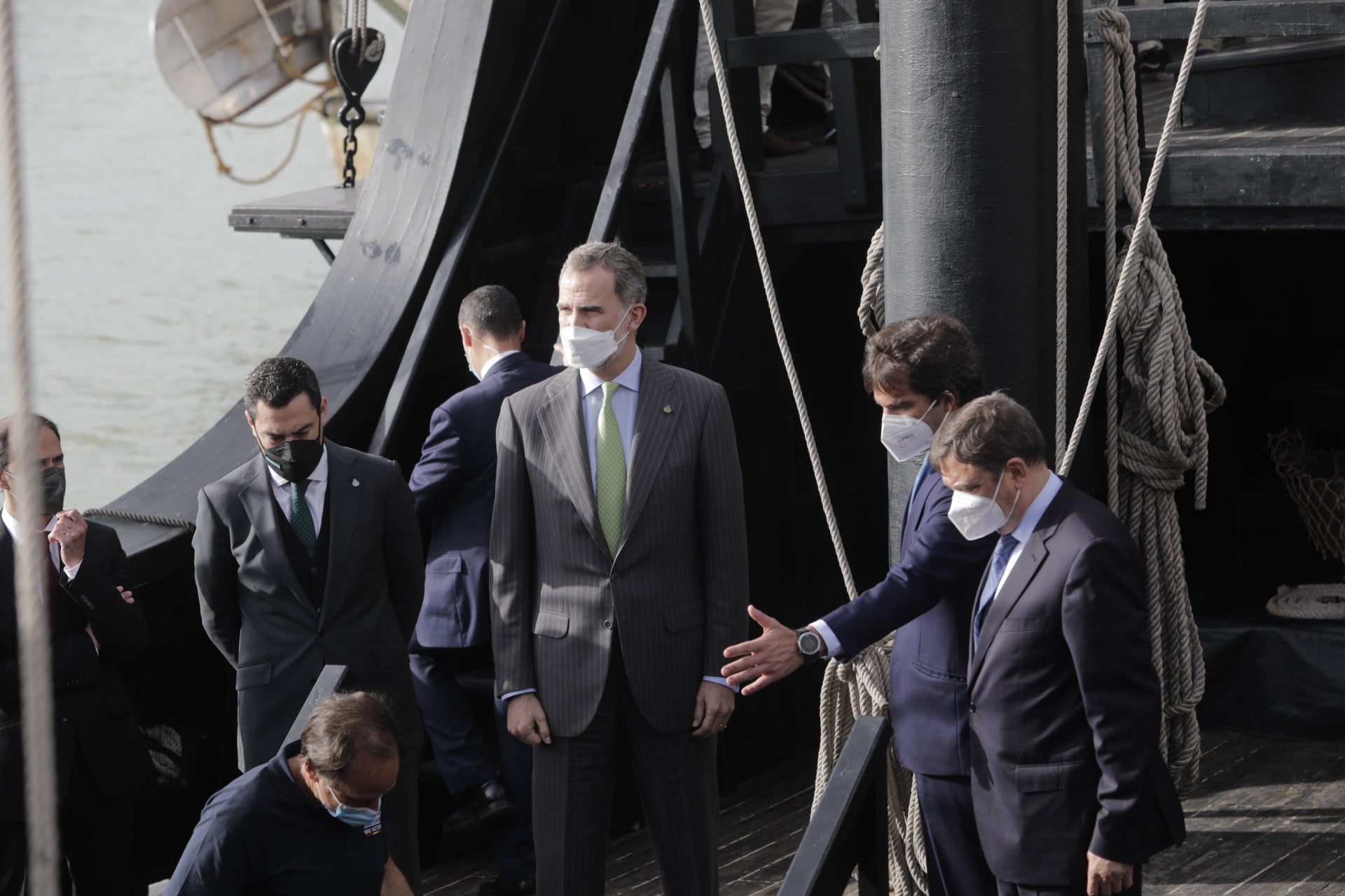 Fotos: Felipe VI en la Cofradía de Pescadores de Sanlúcar y la Nao Victoria