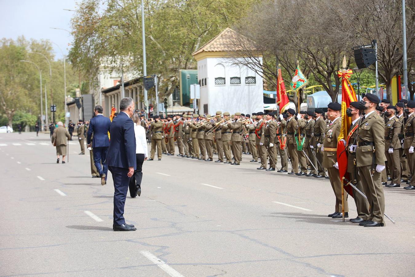 La solemne jura civil de bandera en Córdoba, en imágenes