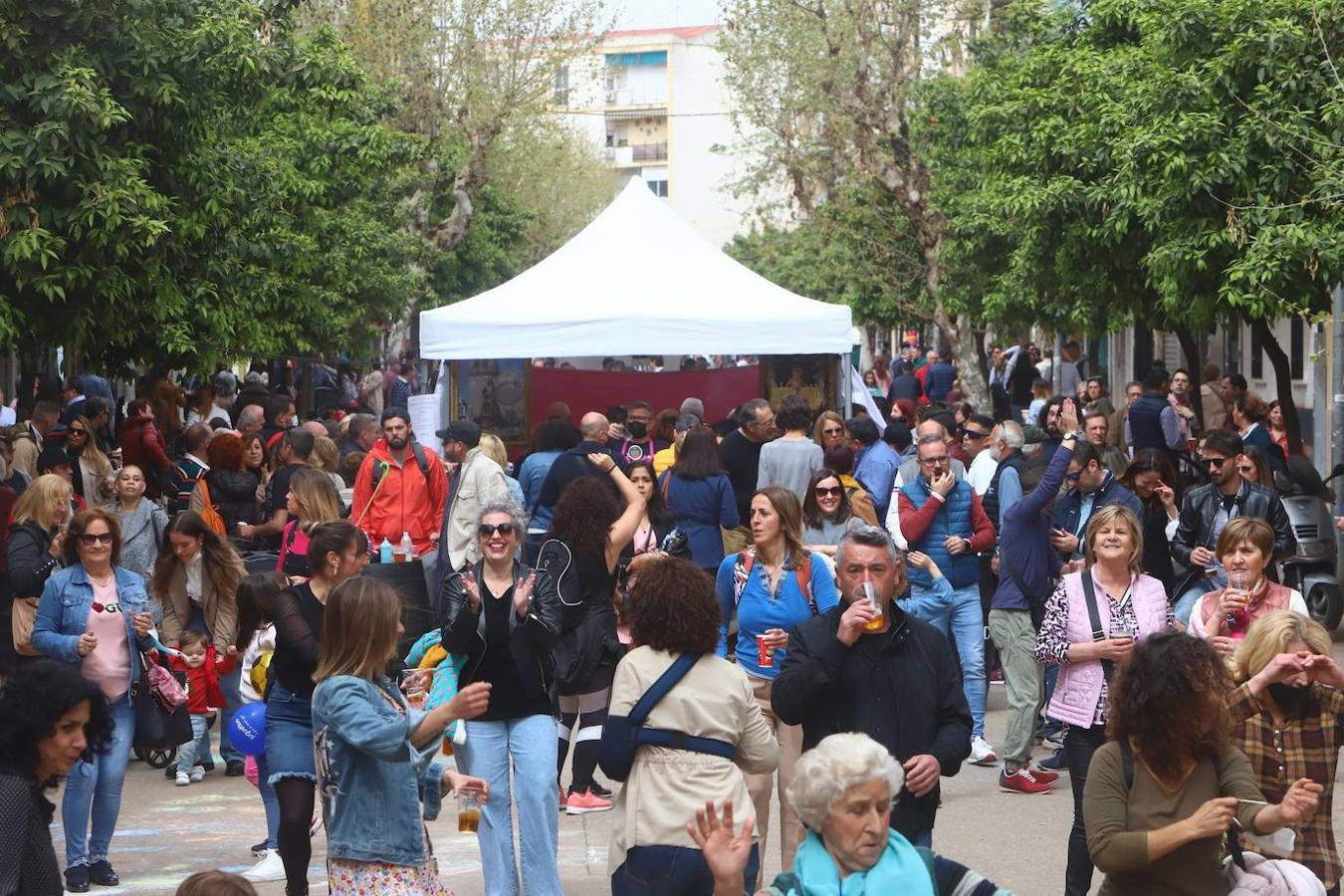 El gran ambiente de la &#039;Viñuela Shopping Hill&#039; de Córdoba, en imágenes