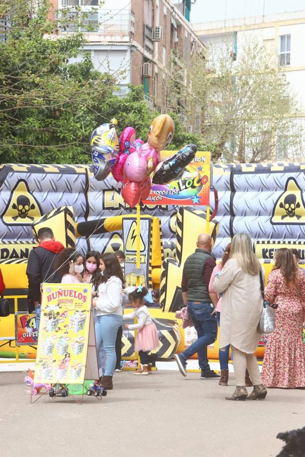 El gran ambiente de la &#039;Viñuela Shopping Hill&#039; de Córdoba, en imágenes