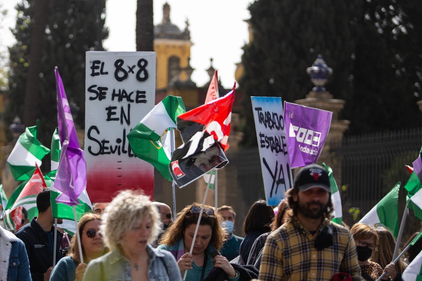 Manifestación de trabajadores de Santa Bárbara Sistemas por las calles de Sevilla. VANESSA GÓMEZ