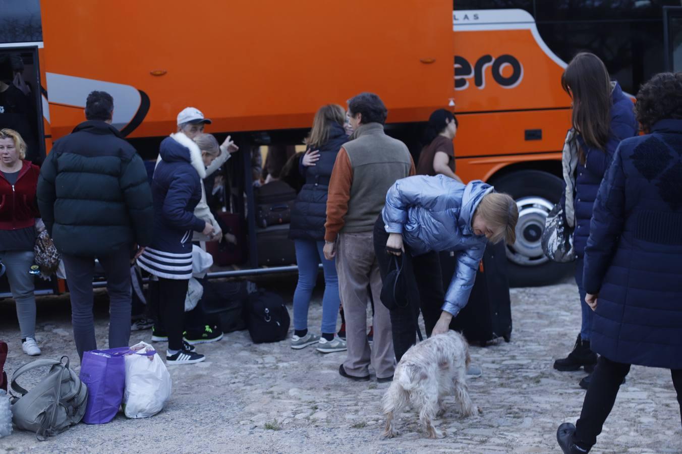 La llegada de refugiados de Ucrania a Córdoba, en imágenes